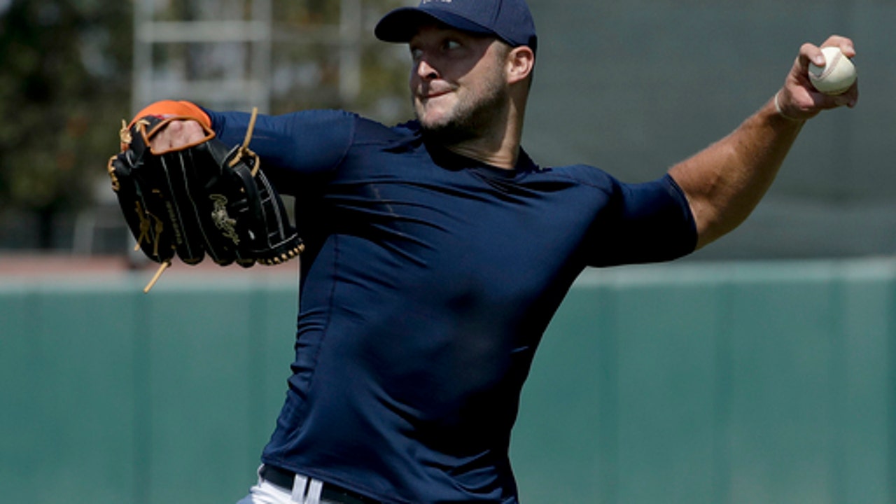 Tim Tebow agrees to $100,000 bonus to sign with Mets